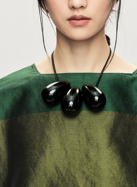 ZHUCHONGYUN2026夏新款黑色髹漆艺乌木吊坠项链配饰