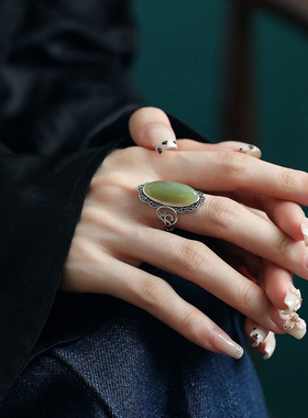 复古大蛋面花边戒指女新中式国风高级感橄榄形青玉大戒面开口指环