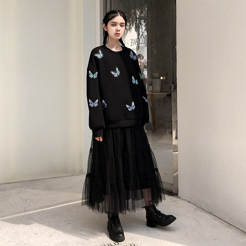  燕尼亚卫衣/绒衫