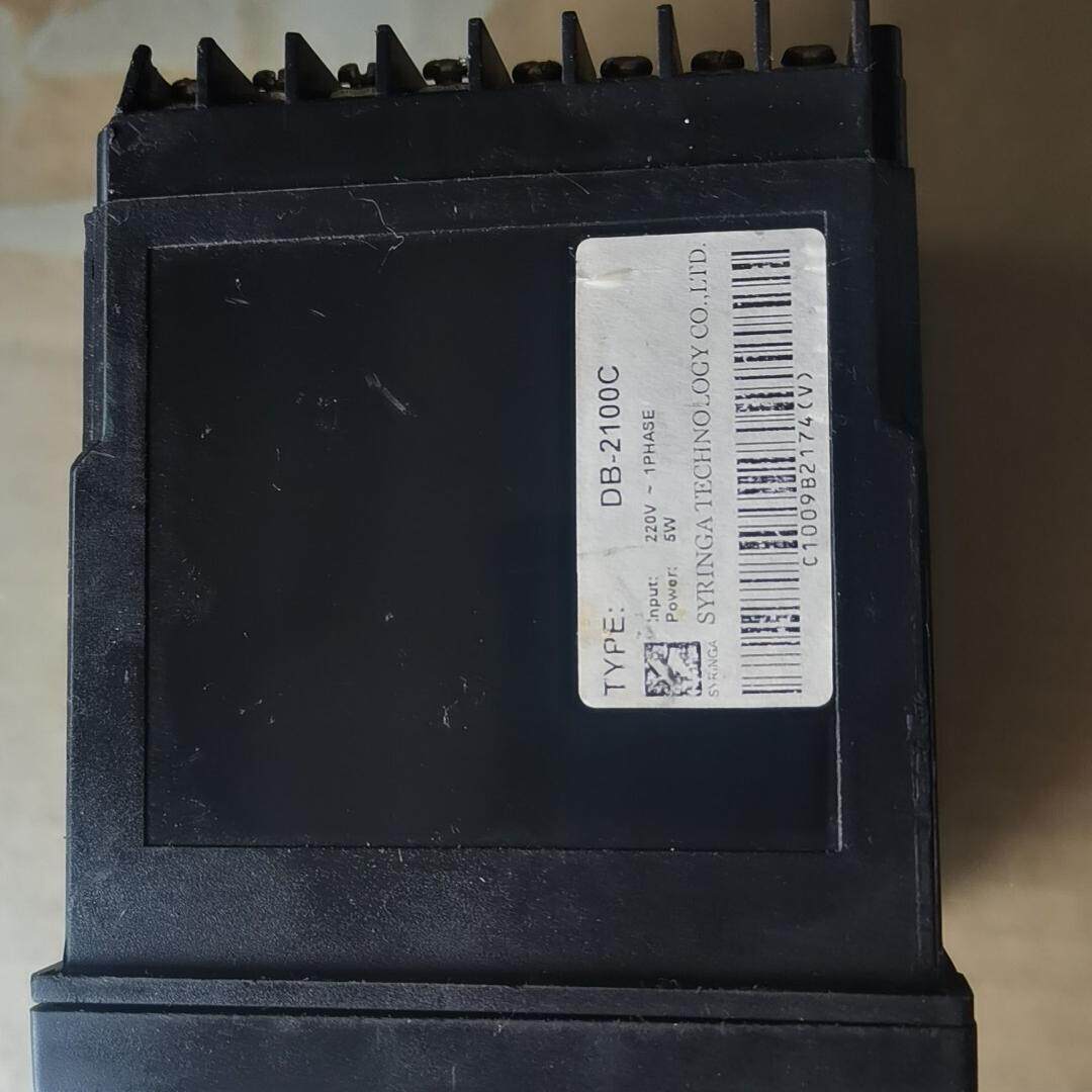 Negotiation DB-2100C variable frequency constant pressure water supply controller intelligent fuzzy industrial control controller maintenance