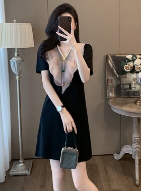 高级感气质V领黑色连衣裙女夏季新款法式优雅显瘦宽松休闲T恤短裙