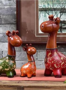 欧式创意抽象客厅招财长颈鹿摆件家居饰品树脂动物小鹿装饰工艺品