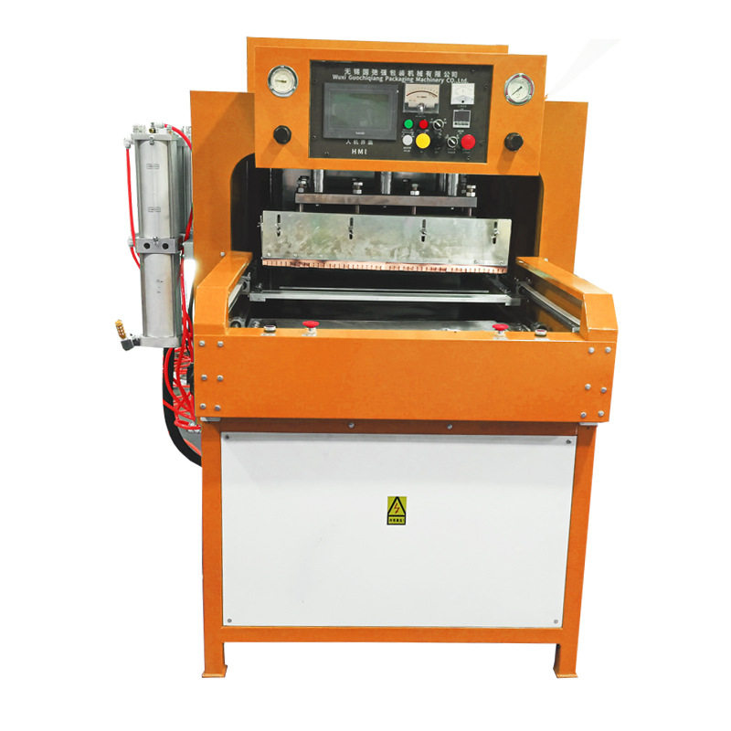 Electric vehicle helmet lining high frequency heat press machine High frequency sponge embossing synchronous fuse machine 15KW high frequency machine