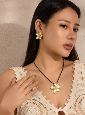 卷边五叶花蕊蜡线耳钉项链套装 新潮时尚网红户外写真拍照配饰品