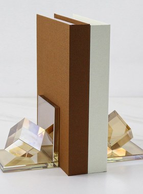 书档摆件现代轻奢抽象人s物办公室书架摆设家居书房样板间软装饰