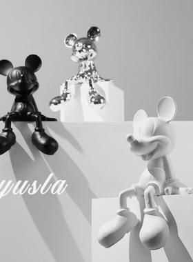 创意轻奢网红卡通坐姿米奇摆件客厅书房电视柜玄关家居装饰品礼物