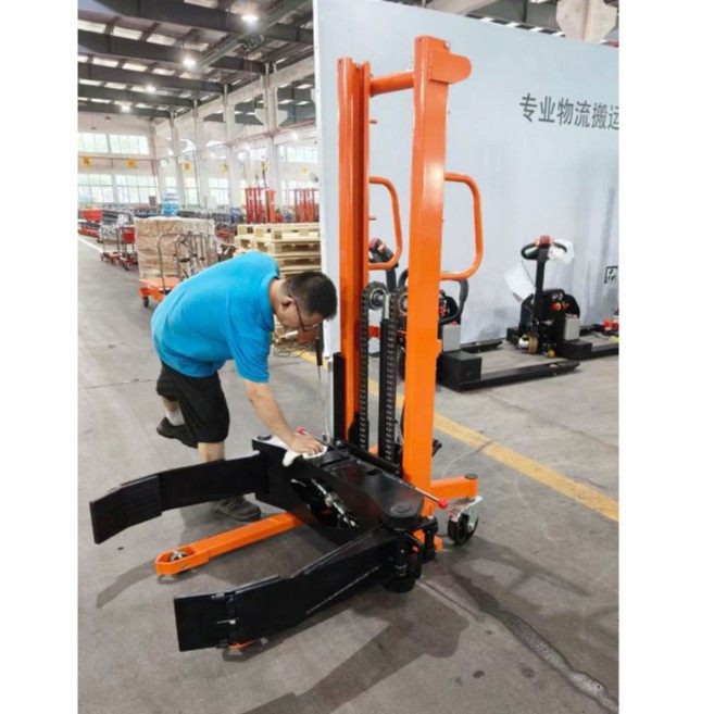 普尔夫抱夹叉车卷材液压夹抱机油桶倒料翻转机纸筒卷膜手动夹抱车,淘宝优惠券,粉丝福利购,淘宝优惠卷