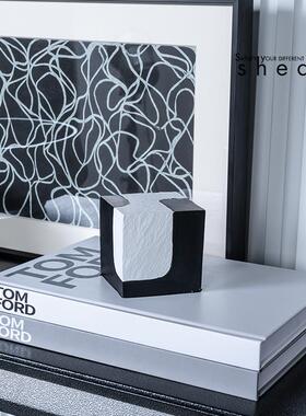 现代简约样板房书房书柜家居展厅样柜软装饰品花瓶首饰盒假山摆件