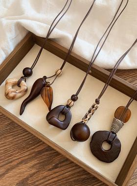 艺术画廊~覆古咖色不规则吊坠项炼女美拉德长款毛衣炼高级感配饰