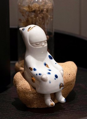 又见梨花陶瓷艺术摆件卧室玄关扩香器装饰品客厅桌面送闺蜜礼物