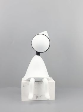 简约现代尖头卡通艾达乌鸦