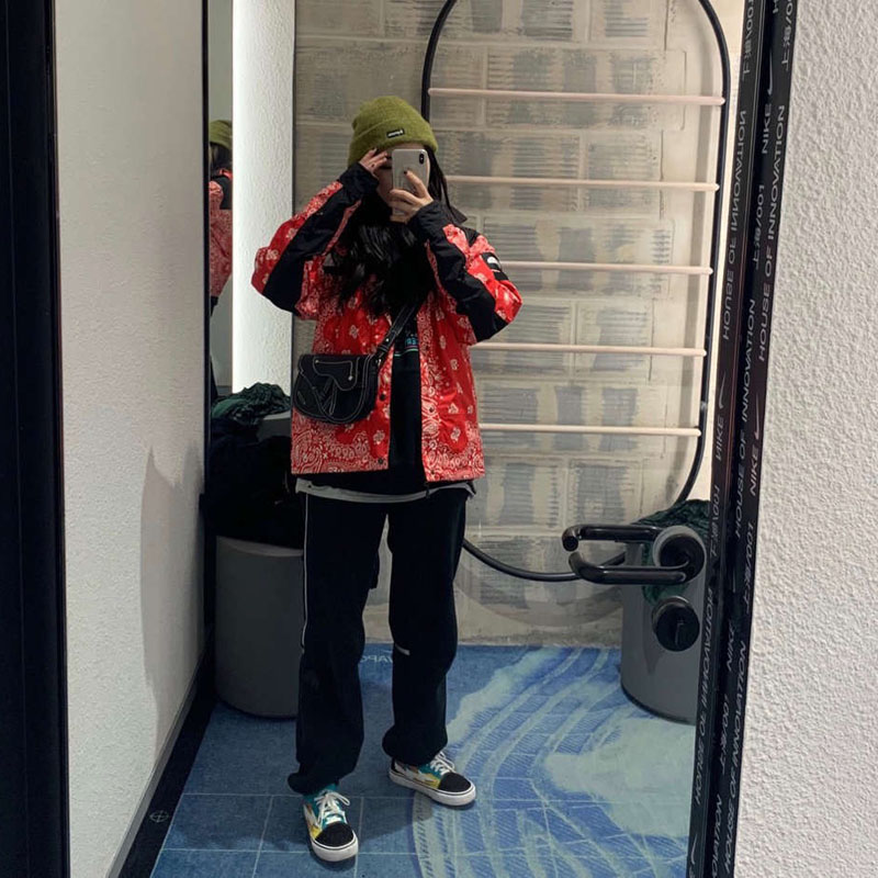 14fw 联名户外防水登山服风衣男女情侣款外套 腰果花冲锋衣 14fw 联名户外防水登山服风衣男女情侣款外套 腰果花冲锋衣