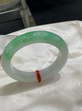 纯正白底青翡翠手镯56-57正圈底温润自然白底青缅甸玉镯