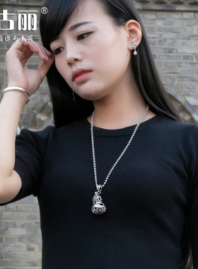 女足银连年有余心经莲花吊坠