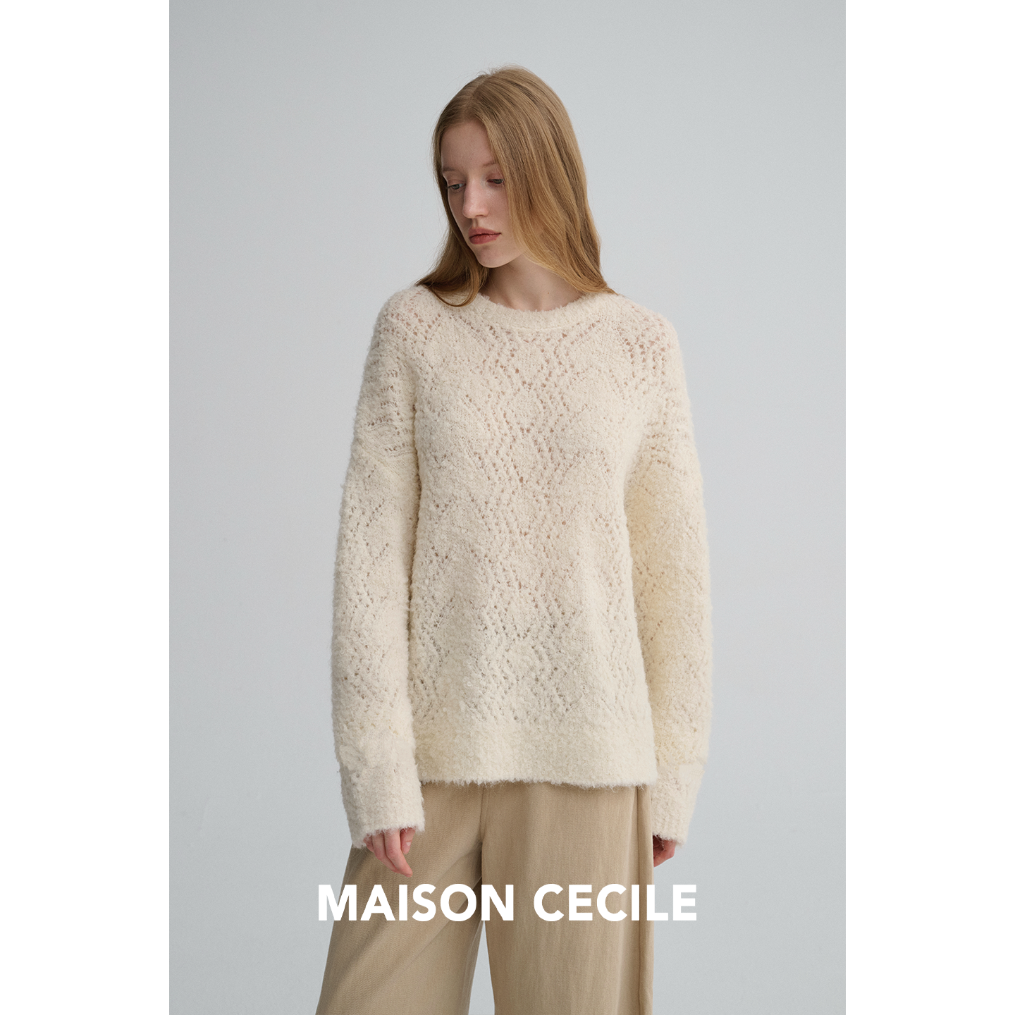 MAISON CECILE羊毛立体针织钩花镂空绒感软糯圆领针织毛衣 - 图1