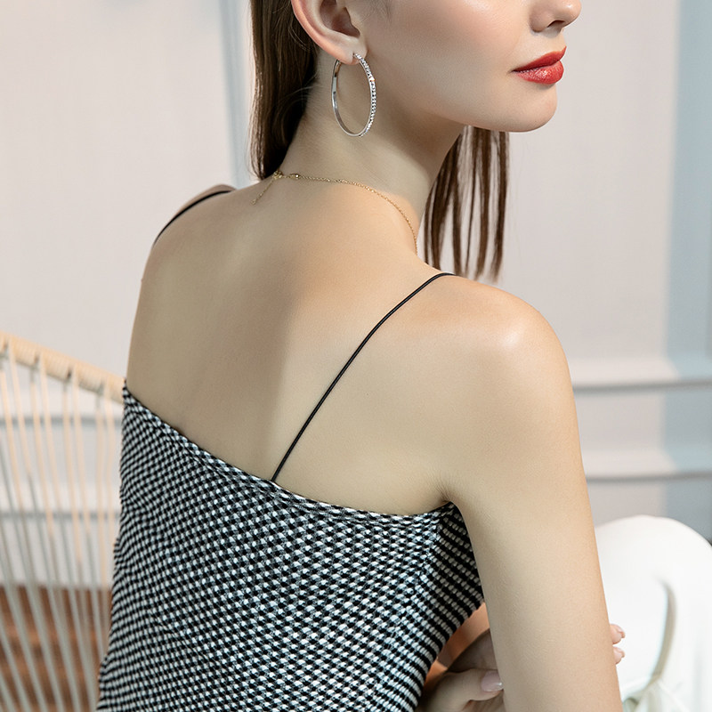 2025秋季新款吊带女小众设计感洋气格子修身细肩带背心欧洲站百搭,淘宝优惠券,粉丝福利购,淘宝优惠卷