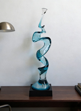 定制抽象透明树脂雕塑摆件样板房