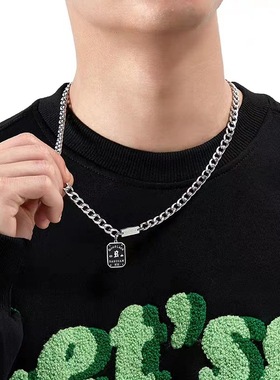 好运铭牌项链男女轻奢小众精致潮流美式吊坠毛衣链锁骨链生日礼物