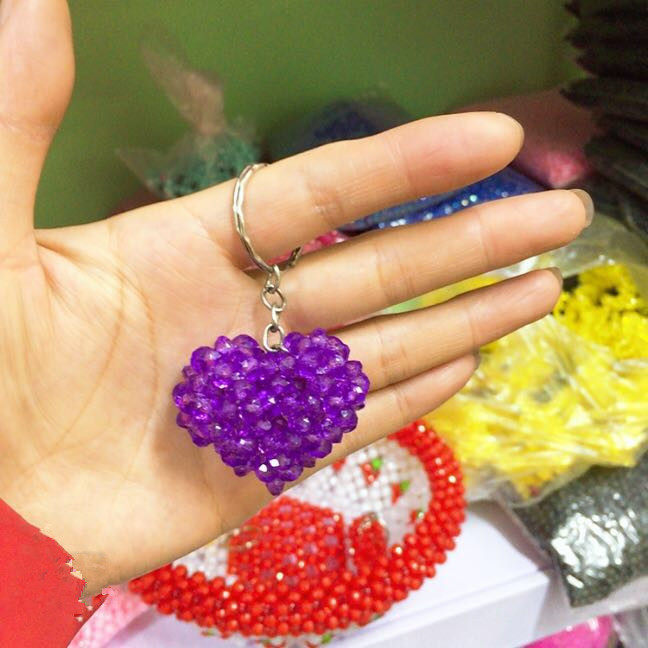 手工编织串珠成品爱心挂件包包挂饰钥匙链创意小礼物景点热卖,淘宝优惠券,粉丝福利购,淘宝优惠卷