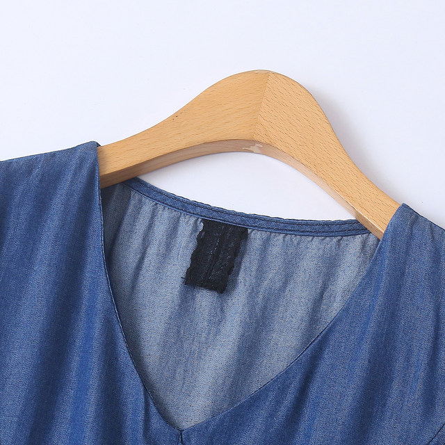 ເສື້ອຜ້າແຟຊັ່ນກະທັດຮັດຄໍ V-neck Tencel print patchwork