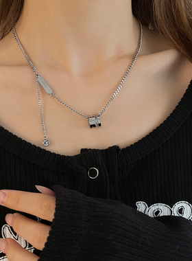 拍三付二钛钢小蛮腰不掉色项链女