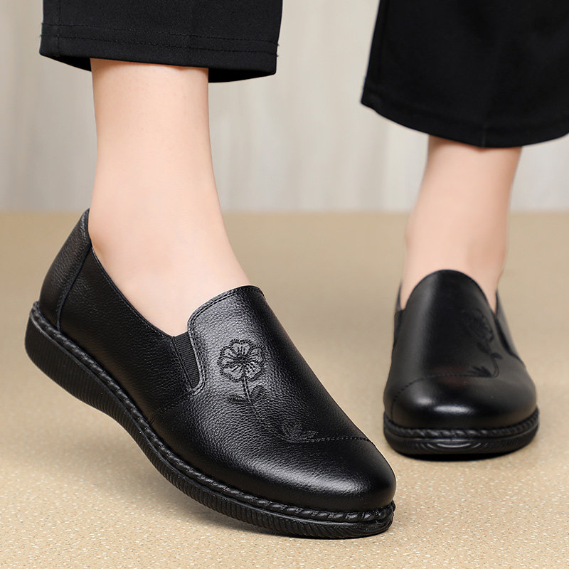 织丽妈妈鞋皮鞋真皮软底大码41一43老人女秋冬中老年加绒保暖防滑,淘宝优惠券,粉丝福利购,淘宝优惠卷