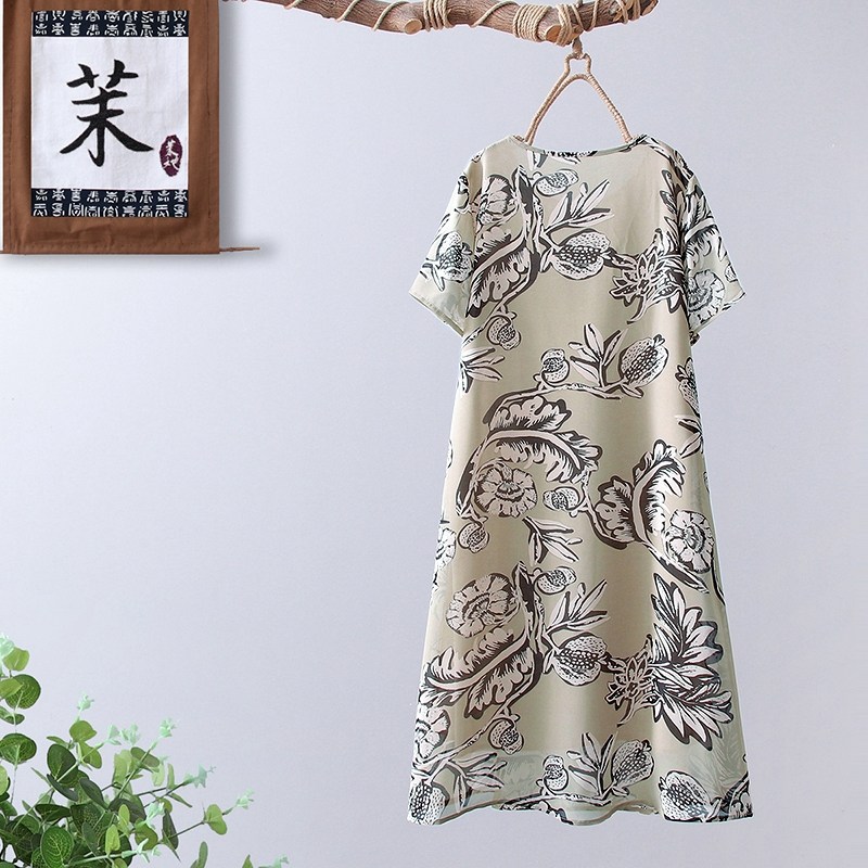  茉她女装中老年女装