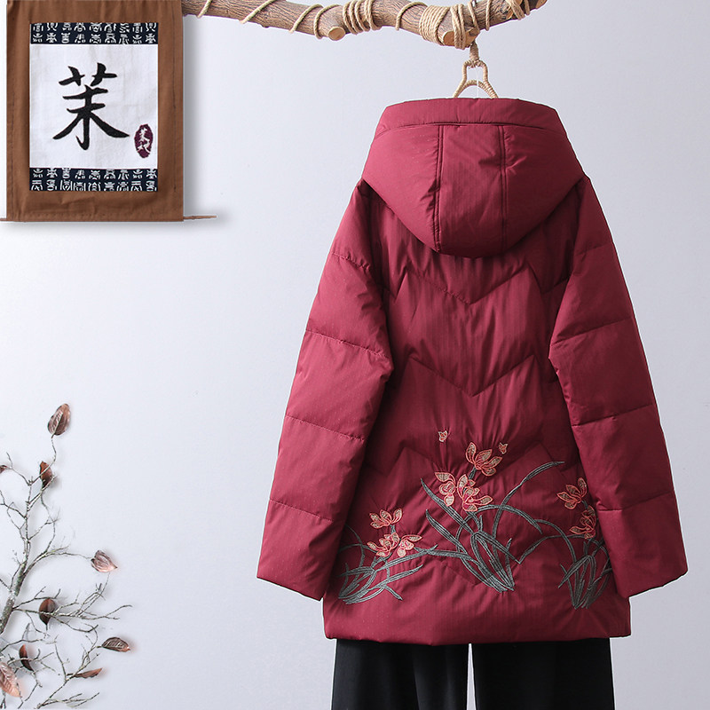  茉她女装中老年女装