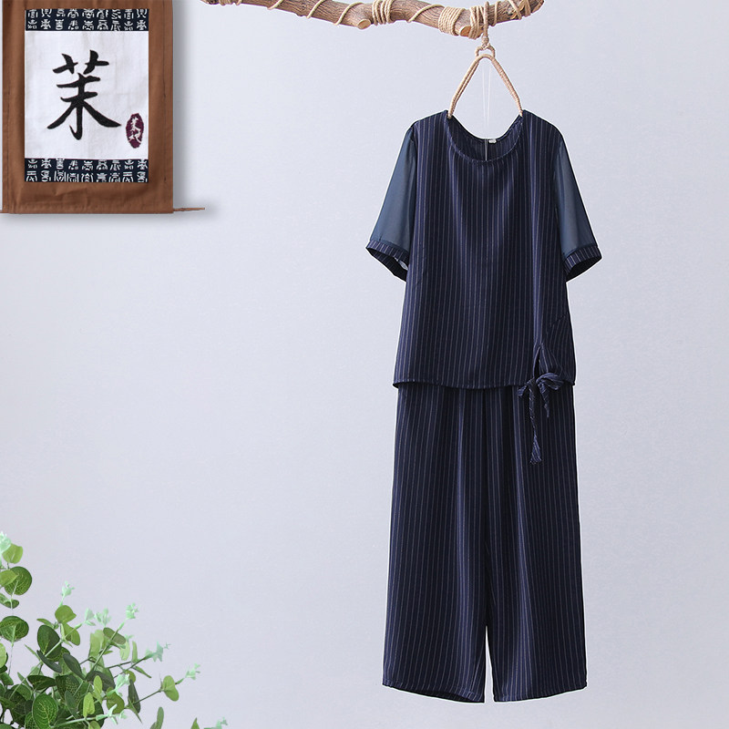  茉她女装中老年女装