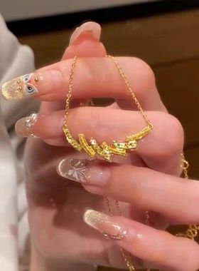 新款红薯爆款权杖飞马金色项链寓意天使翼马当先时尚日常通勤锁骨