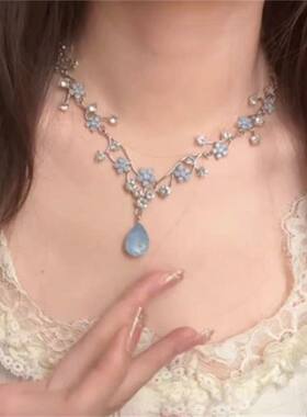 夏季清冷感蓝色花朵项链女款轻奢高级感漫天星甜美礼服锁骨链配饰