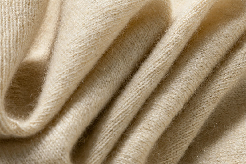 太chao值！衣橱bi备基础款 高领羊绒衫女纯羊绒毛衣撞色 杏色黑色,淘宝优惠券,粉丝福利购,淘宝优惠卷