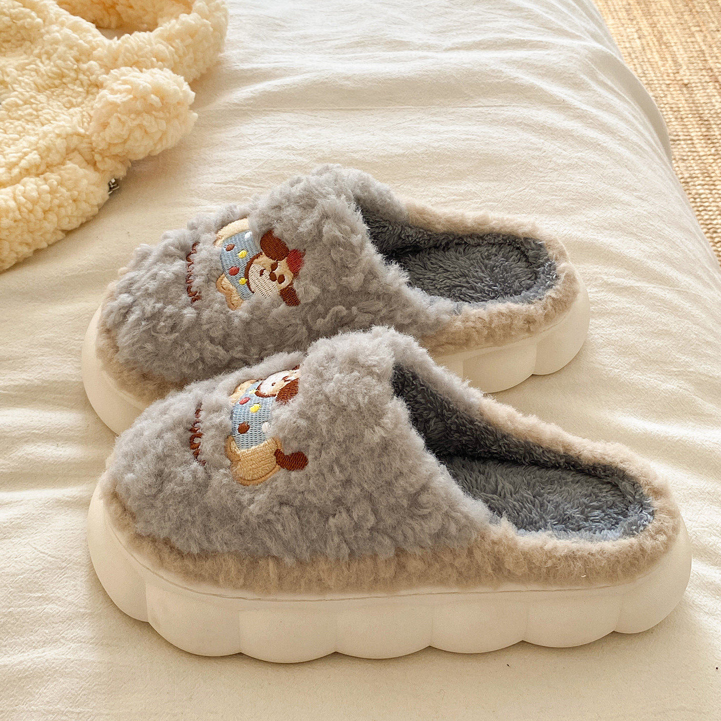 可爱派对小狗毛毛拖鞋女冬季加绒保暖室内外穿厚底防滑包头棉拖鞋,淘宝优惠券,粉丝福利购,淘宝优惠卷