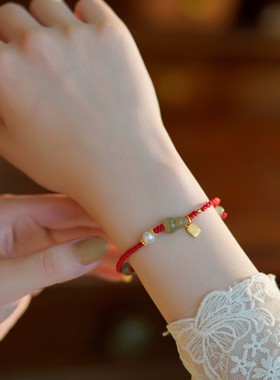 推荐珠宝 葫芦和田玉珍珠福牌新年本命年红绳手链生日礼物感女