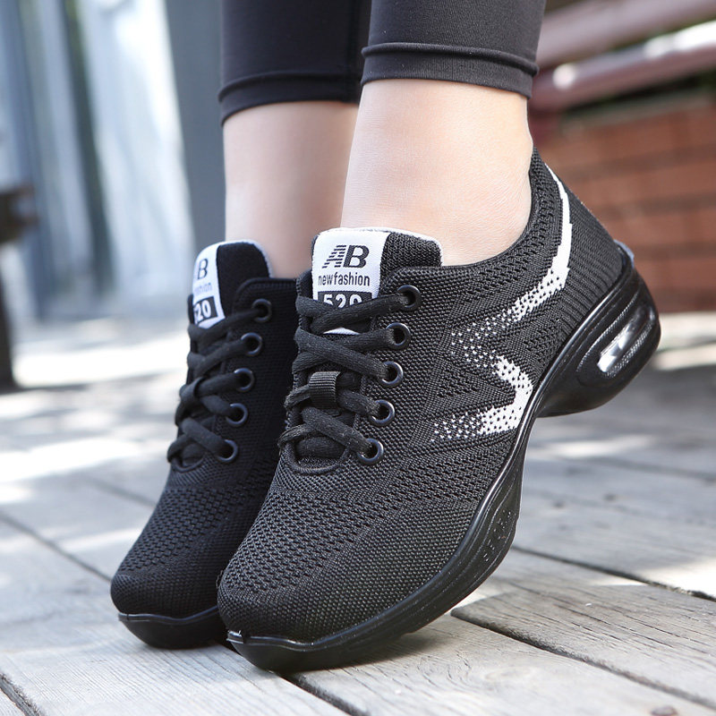 新款老北京布鞋女鞋坡跟休闲单鞋软底妈妈运动鞋女气垫舞蹈鞋女鞋,淘宝优惠券,粉丝福利购,淘宝优惠卷