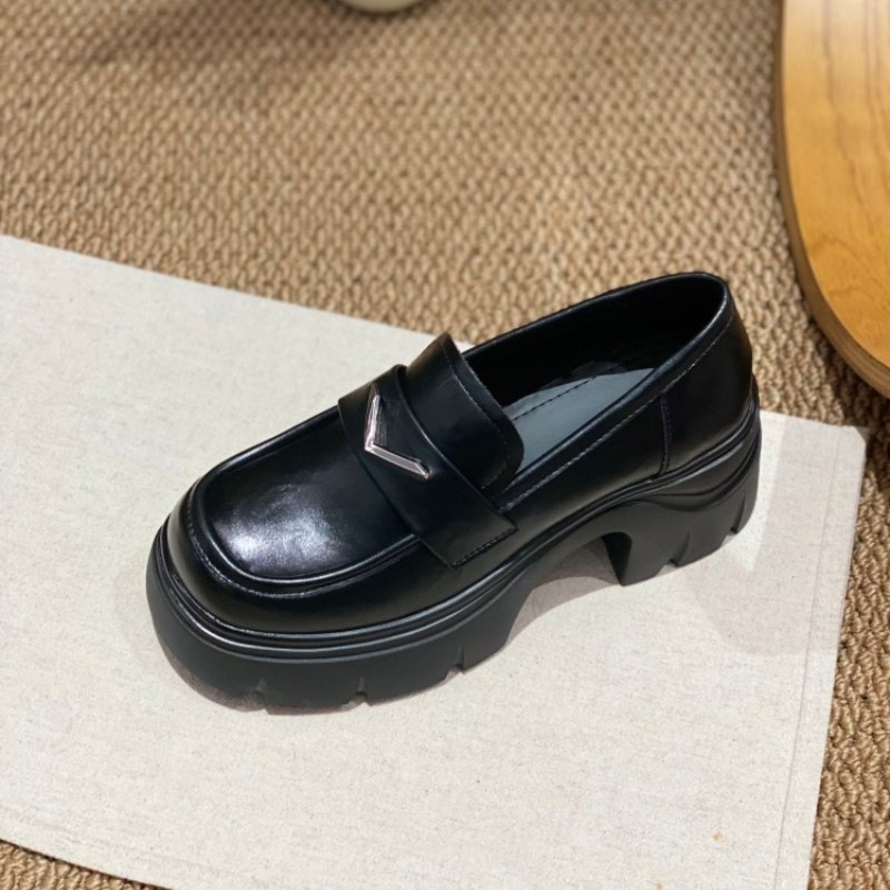 厚底增高黑色深口单鞋女2026春季新款时尚简约粗跟乐福鞋小个子女,淘宝优惠券,粉丝福利购,淘宝优惠卷