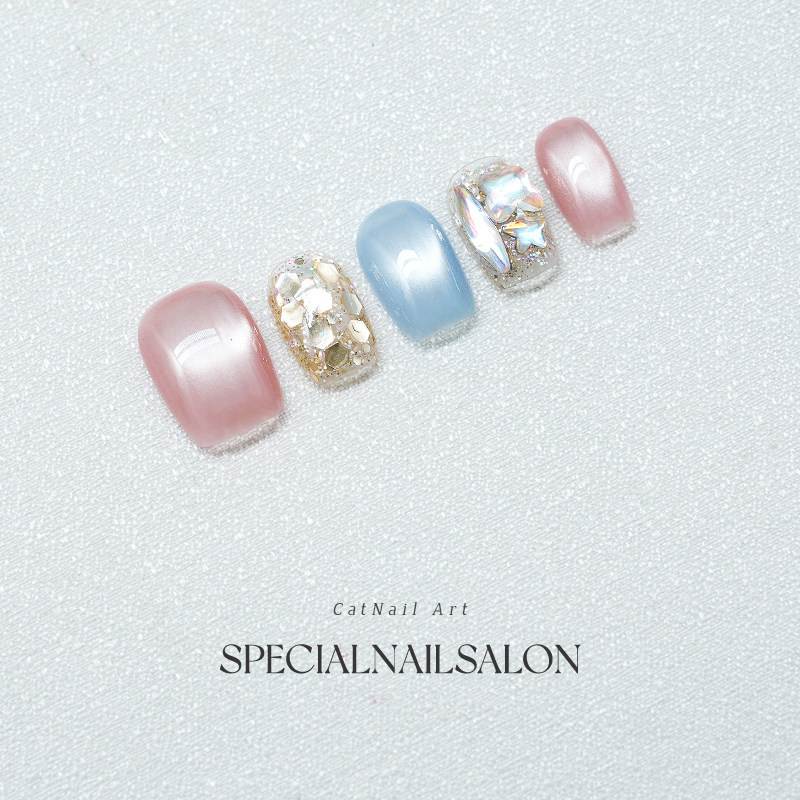 【花样倾城】纯手工穿戴甲2025年新款多巴胺爆闪亮片猫眼显白美甲,淘宝优惠券,粉丝福利购,淘宝优惠卷