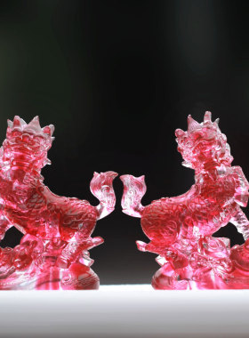 客厅琉璃麒麟承欢风水摆件