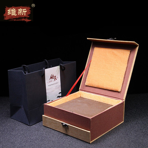 匠心非遗 1982年采用清代老墨版制 《麒麟》浮雕老墨块 曹素功古法油烟 文房四宝收藏礼品书房摆件馈赠亲友 - 图3