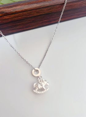 新中式合金小木马本命年女款项链