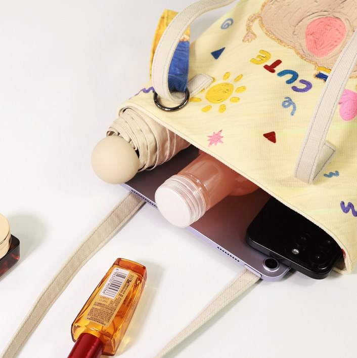 原创可爱卡通杂耍大象印花百搭时尚通勤单肩可斜挎加长水桶帆布包,淘宝优惠券,粉丝福利购,淘宝优惠卷