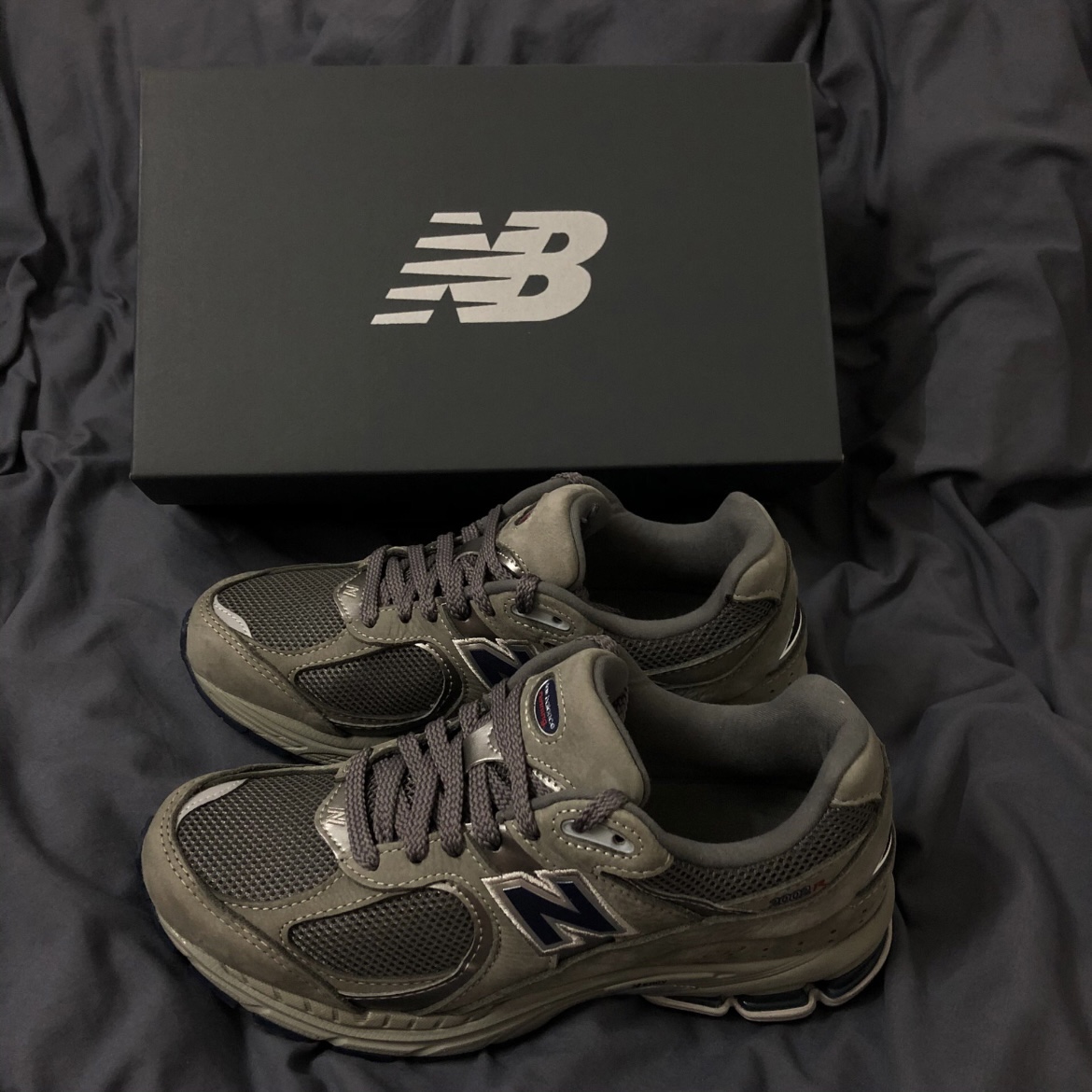 现货NEW BALANCE/NB 2002系列灰绿色经典复古老爹鞋跑鞋ML2002RA-图0