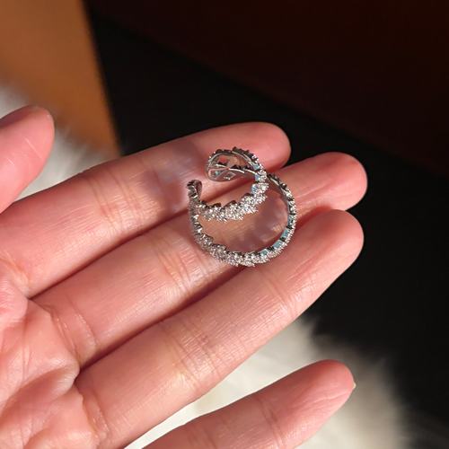 [楼哈哈]复古小众麦穗耳夹无耳洞轻奢高级感满镶锆石耳挂新款2025 - 图2