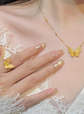 蝴蝶戒指花月佳期黄金食指戒