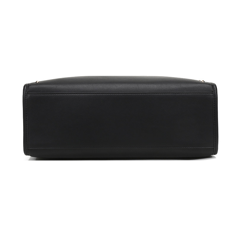 versace /范思哲女士铆钉手提包 珍品网女士包袋