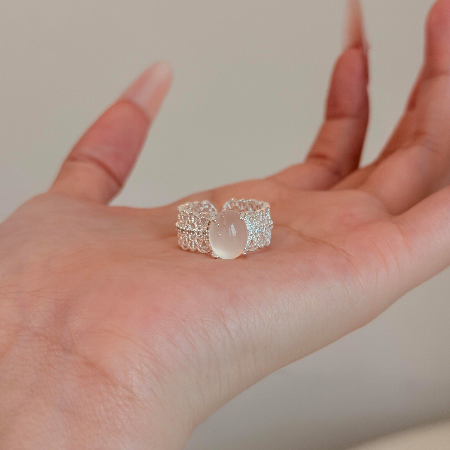Lace clear ring for women, light luxury and high-end Korean style gentle adjustable index finger ring niche unique cool ring