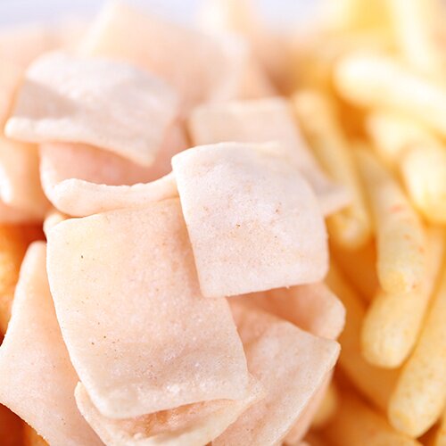 上好佳鲜虾片鲜虾条60g袋装薯片大包超大整箱休闲零食品怀旧小吃 - 图1