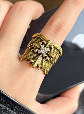 复古风古金色十字架羽翼戒指女小众设计酷潮时尚中古气质开口指环