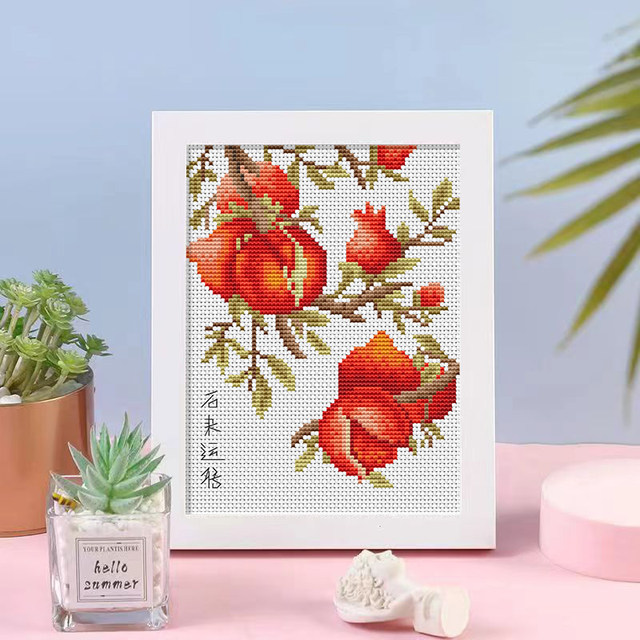 Rose cross stitch thread embroidery cartoon room living room hand embroidery pendant ໃຫມ່ embroidery ງ່າຍດາຍ diy2024 ຕ່ອນຂະຫນາດນ້ອຍຂະຫນາດໃຫຍ່