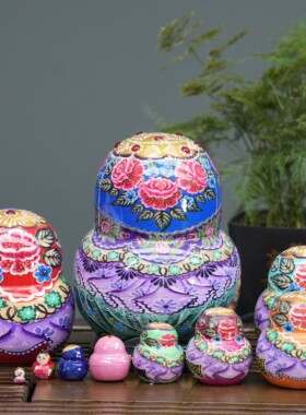 俄罗斯套娃10层木制品节日礼品摆件儿童益智玩具纪念品哈尔滨送礼